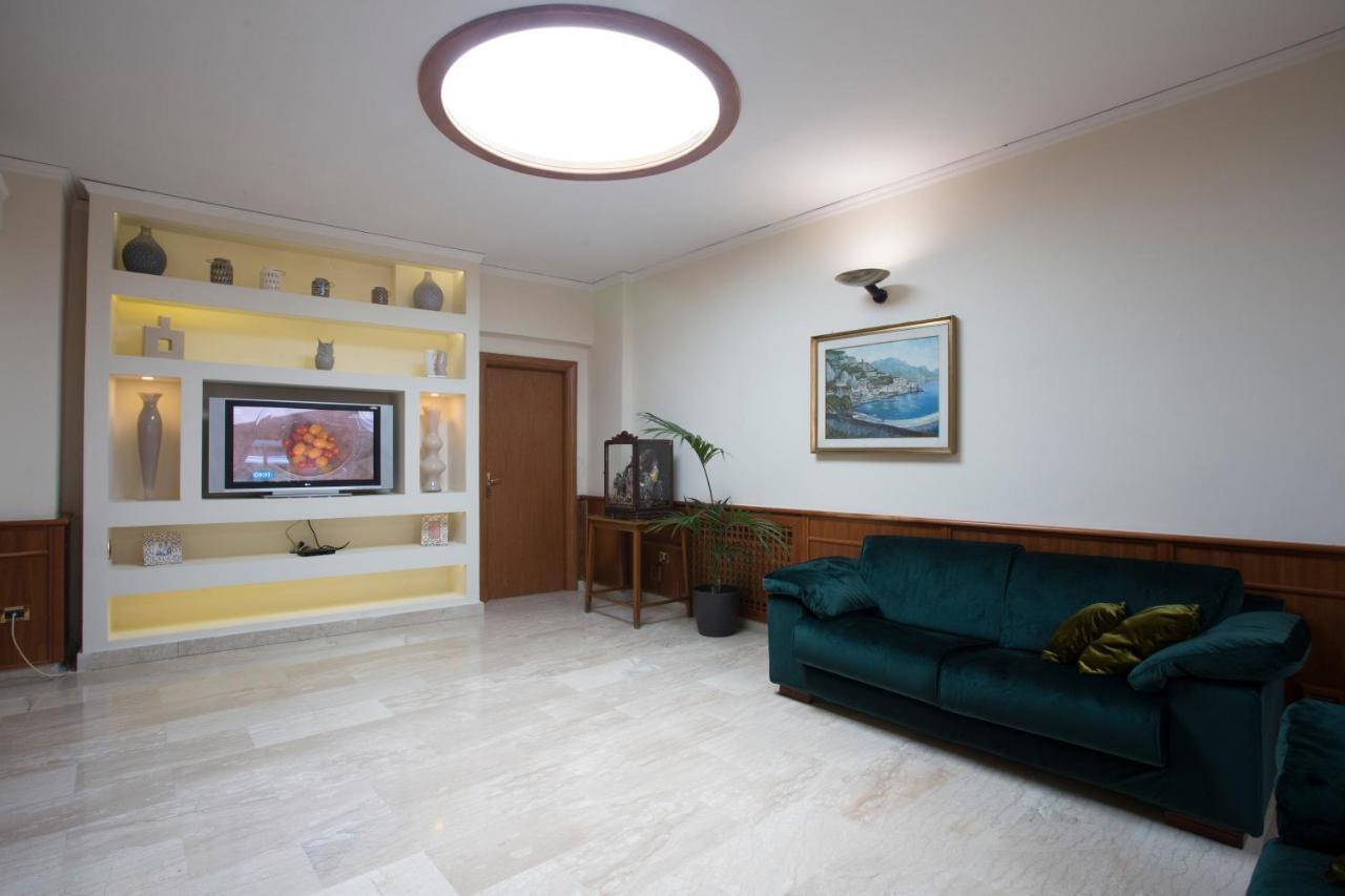 Hotel Villa Serena Castellammare di Stabia Exteriér fotografie
