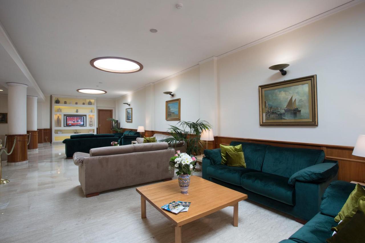 Hotel Villa Serena Castellammare di Stabia Exteriér fotografie
