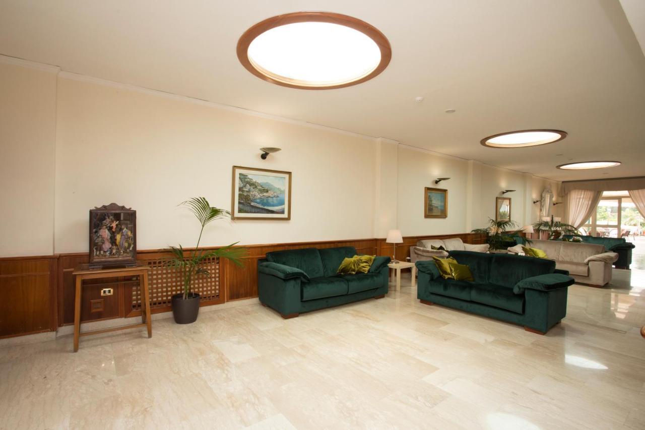 Hotel Villa Serena Castellammare di Stabia Exteriér fotografie