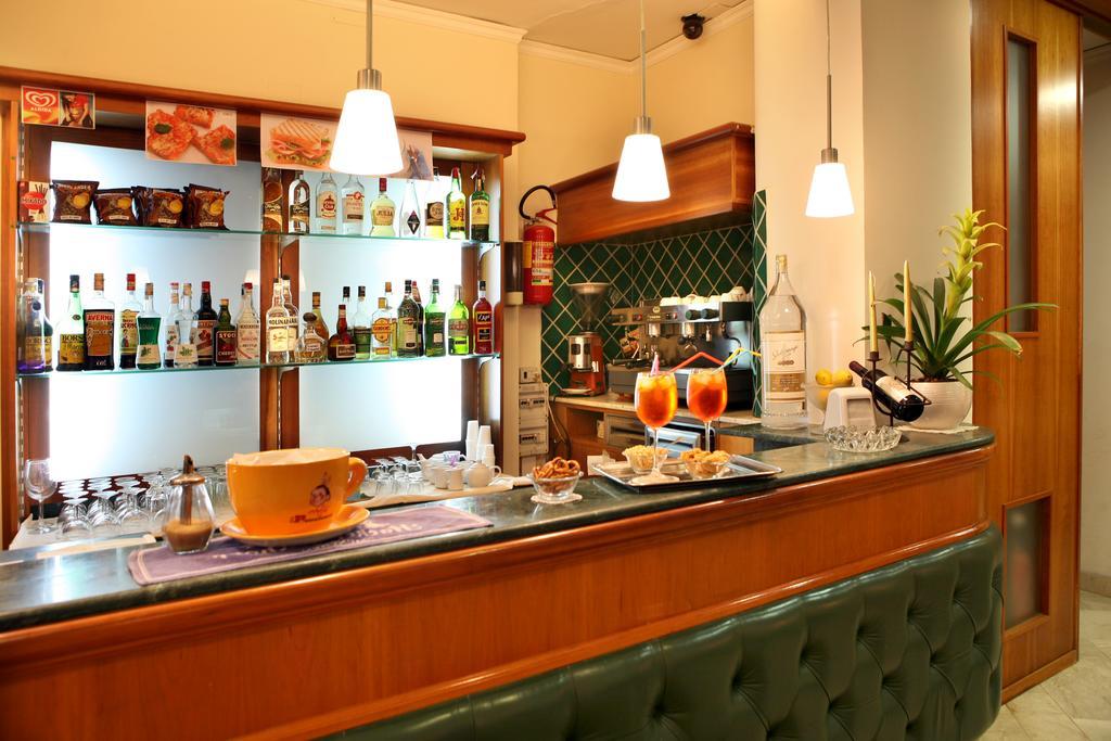 Hotel Villa Serena Castellammare di Stabia Exteriér fotografie