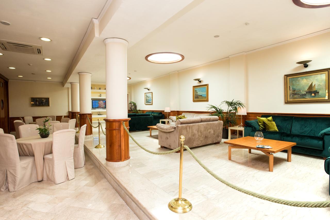 Hotel Villa Serena Castellammare di Stabia Exteriér fotografie