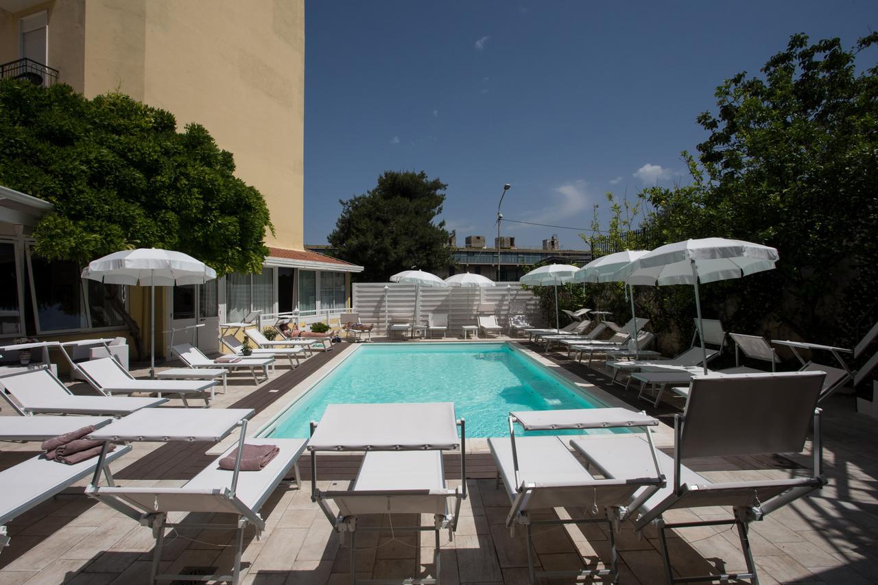 Hotel Villa Serena Castellammare di Stabia Exteriér fotografie
