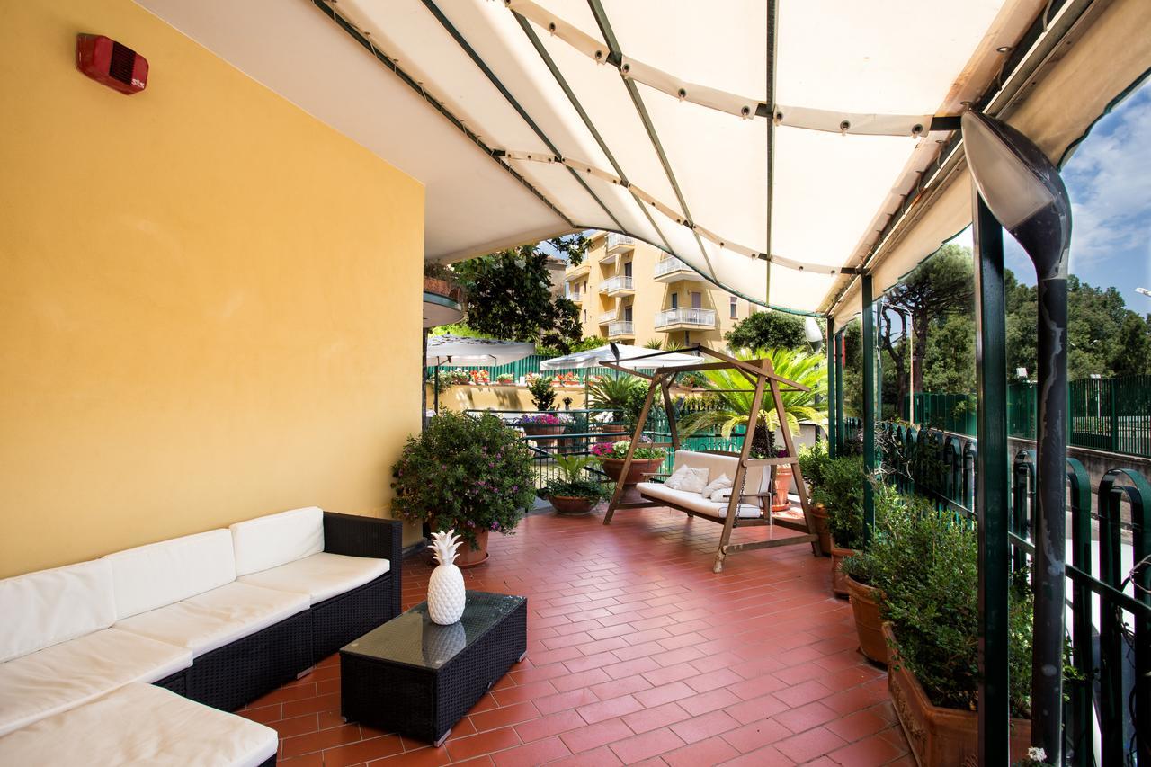 Hotel Villa Serena Castellammare di Stabia Exteriér fotografie